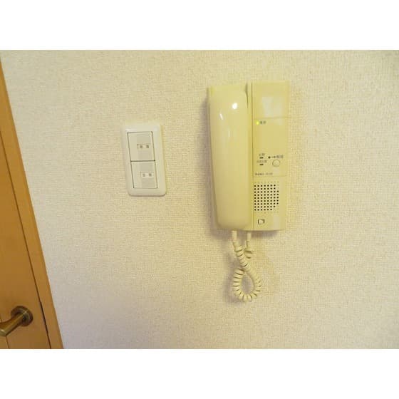 Room image 16