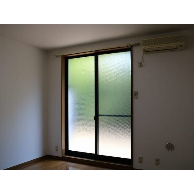 Room image 15