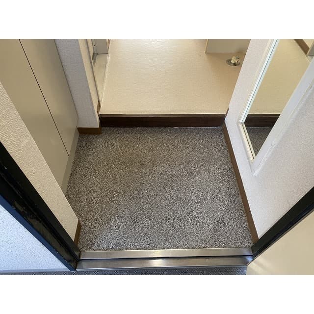 Room image 10