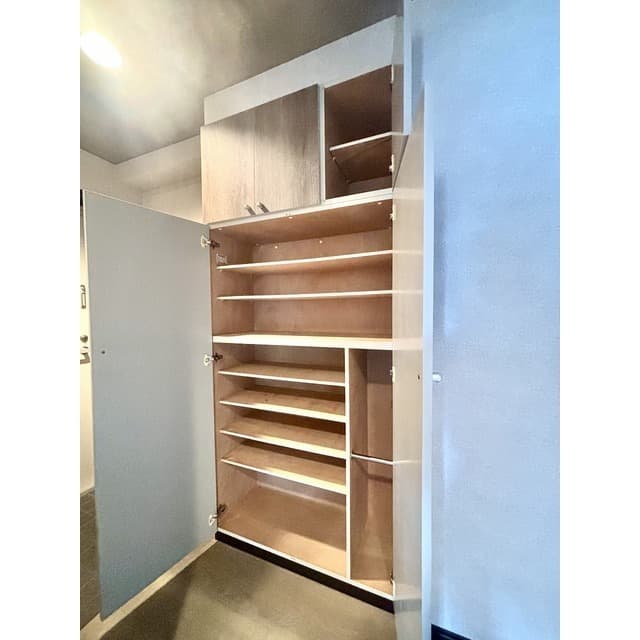 Room image 14