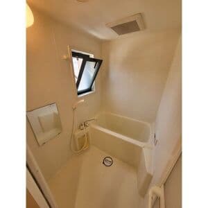 Room image 14