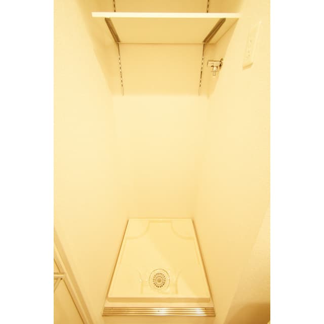 Room image 14