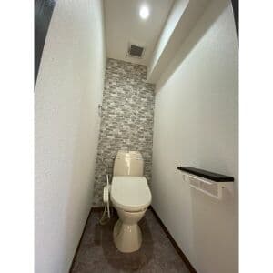 Room image 12