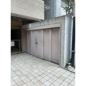 Room image 8