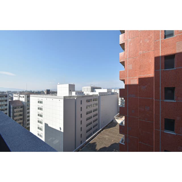 Room image 11