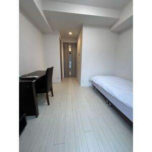 Room image 11