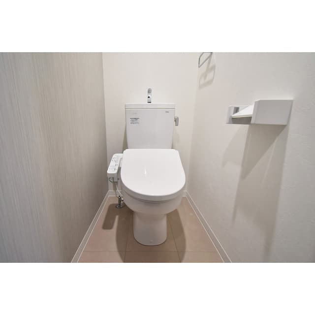 Room image 13