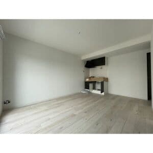 Room image 13