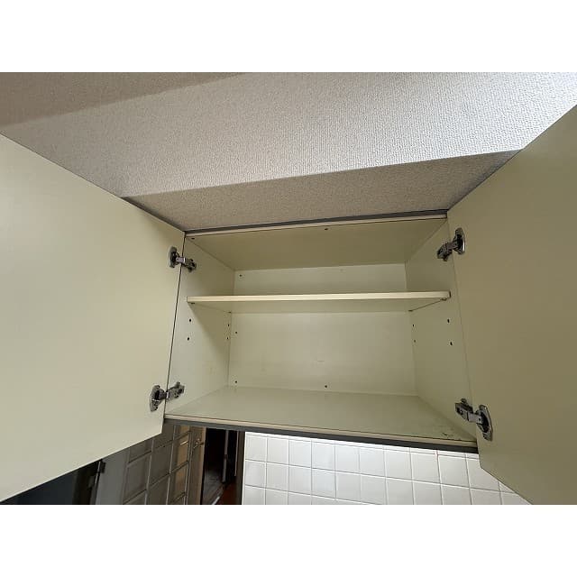Room image 14