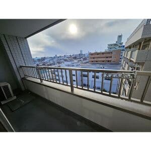 Room image 12