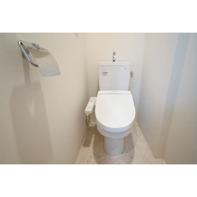 Room image 12