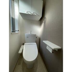 Room image 13