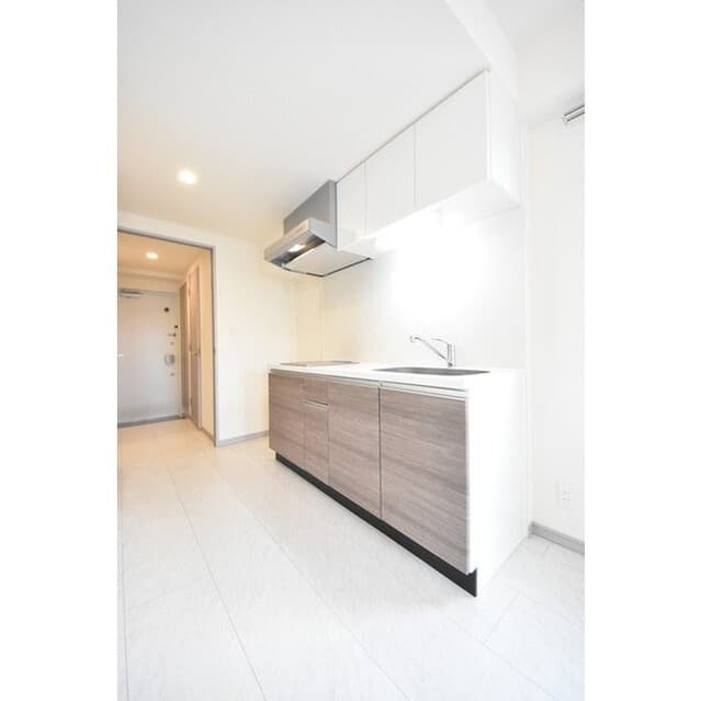Room image 11