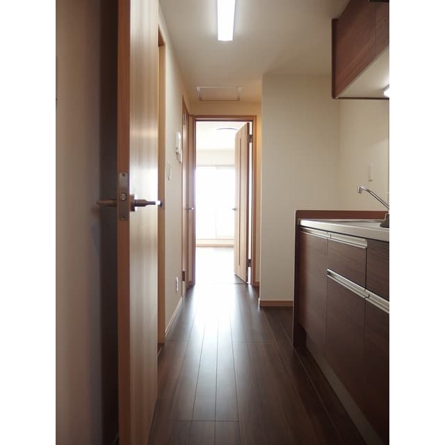 Room image 14