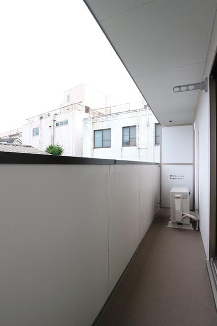 Room image 13