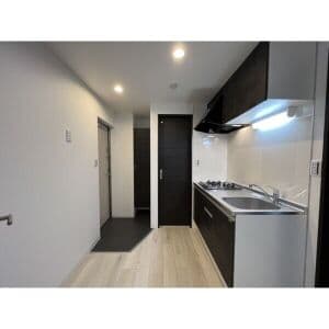 Room image 10