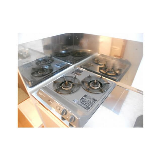 Room image 15