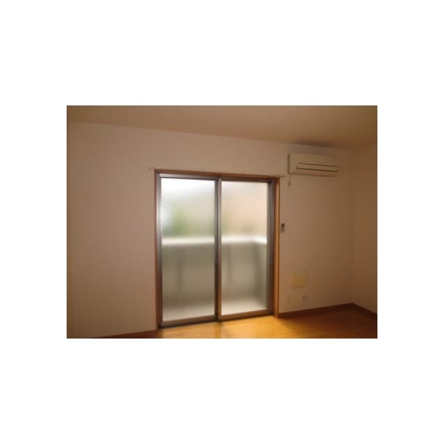 Room image 14