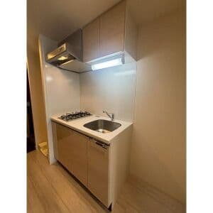 Room image 15