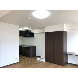 Room image 15