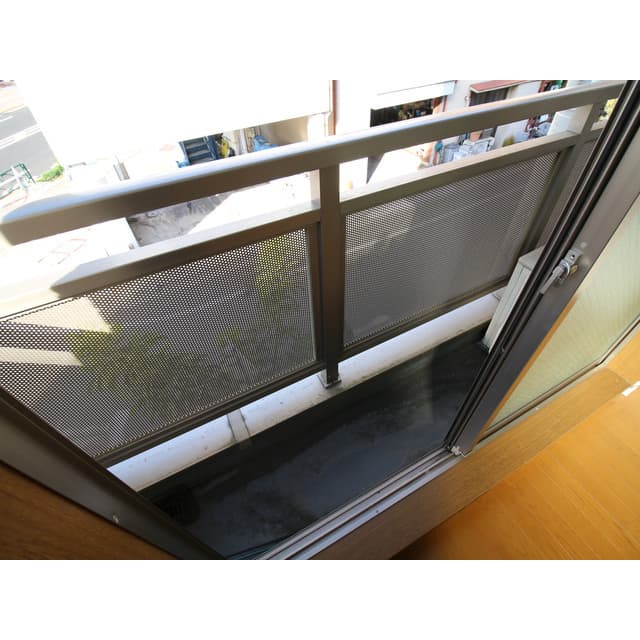 Room image 12