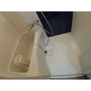 Room image 10