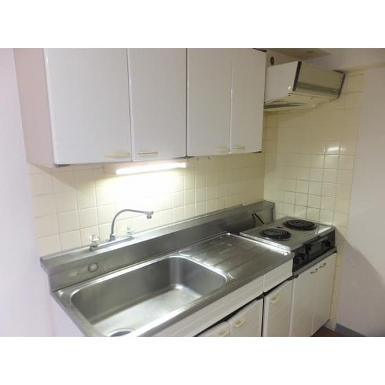 Room image 8