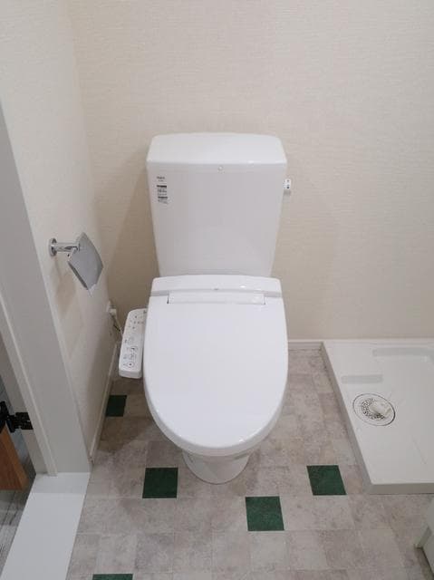 Room image 15