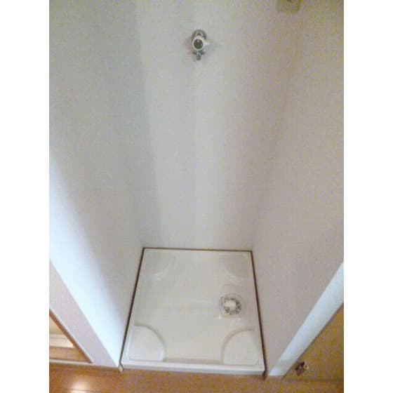Room image 13