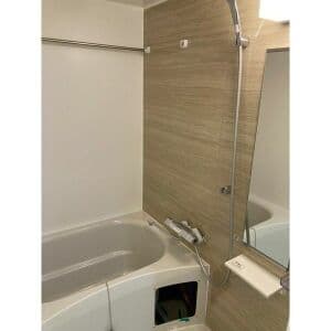 Room image 16