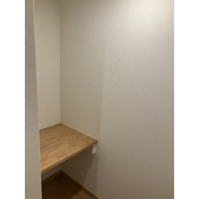 Room image 14