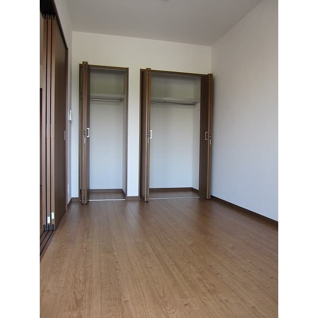 Preview interior of Amour Central