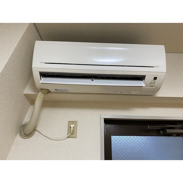 Room image 16