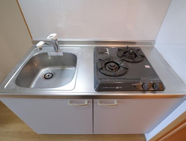 Room image 10