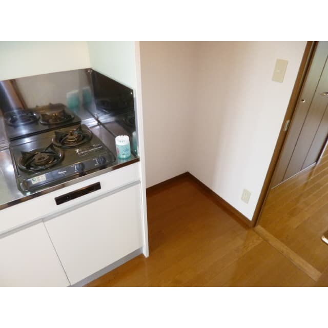Room image 15