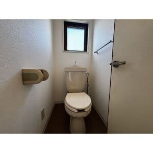 Room image 13