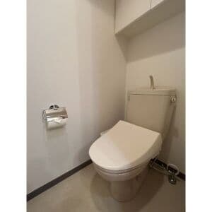 Room image 15