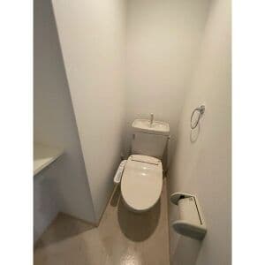 Room image 14