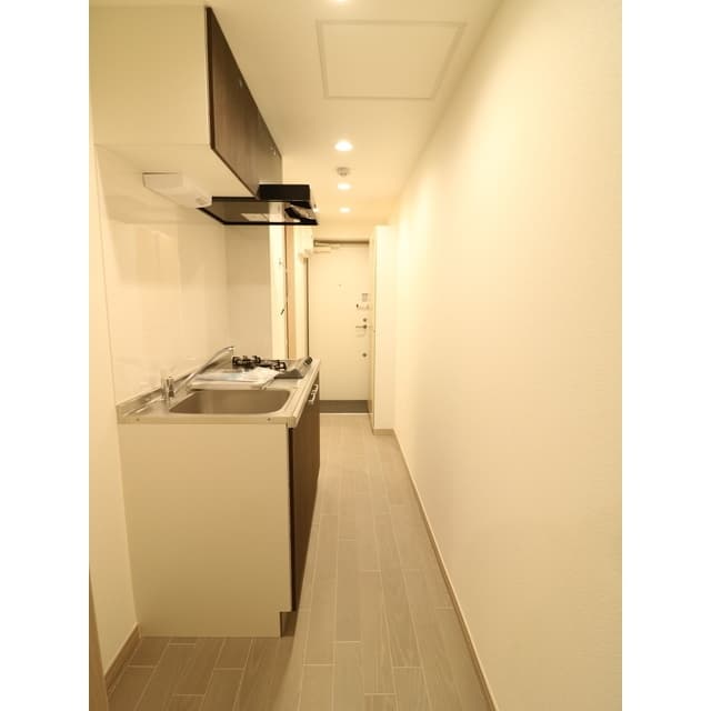 Room image 16