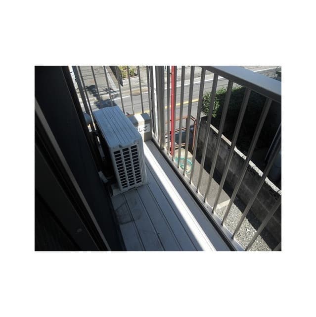 Room image 11