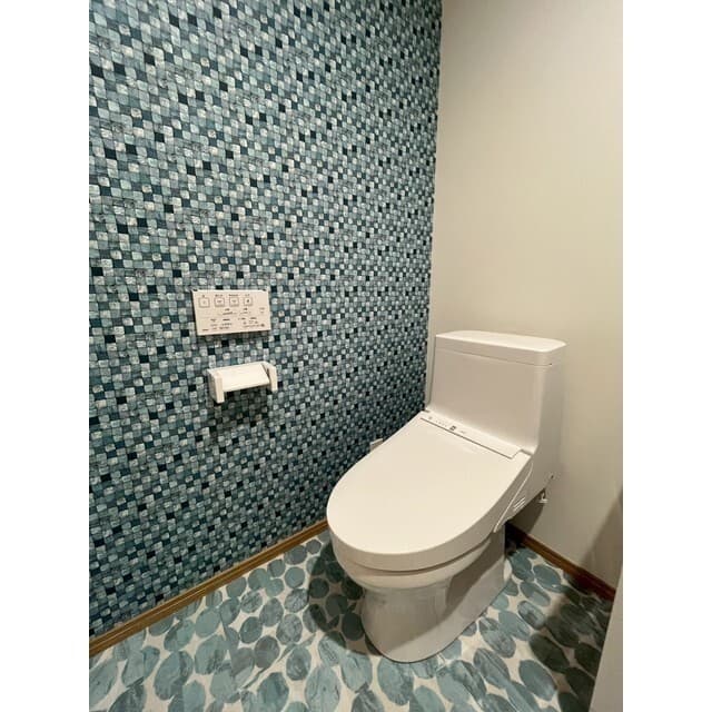 Room image 12