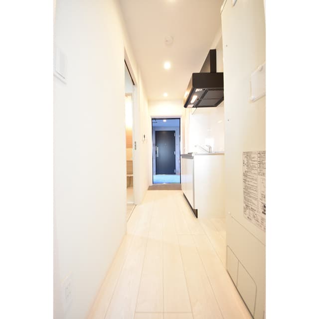 Room image 12