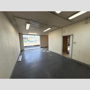 Room image 11