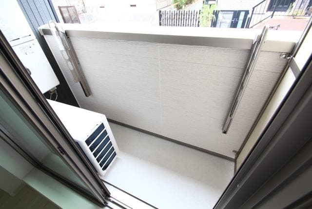 Room image 12