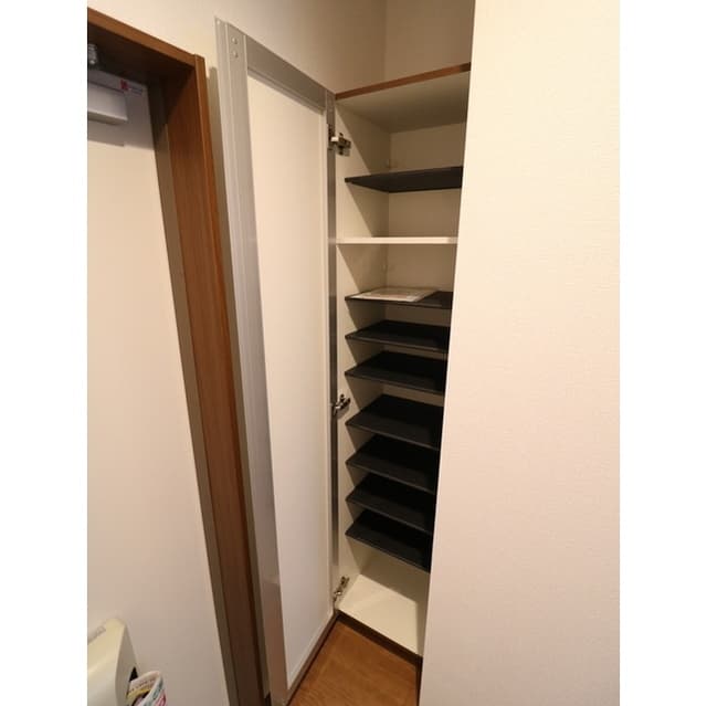 Room image 14