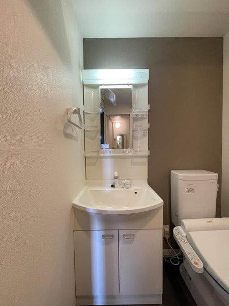 Room image 10