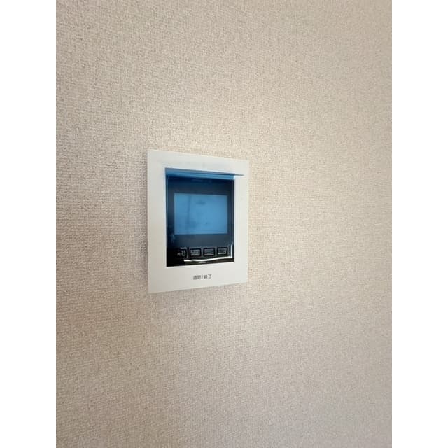 Room image 16