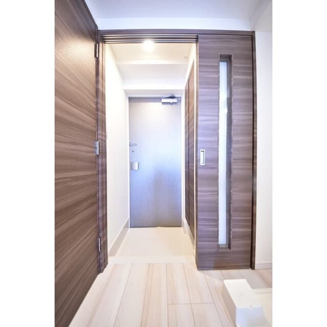 Room image 12
