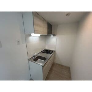 Room image 10