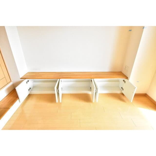 Room image 14